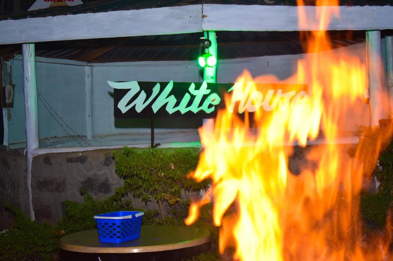 Vienna Woods Hotel Nakuru Ngoại thất bức ảnh